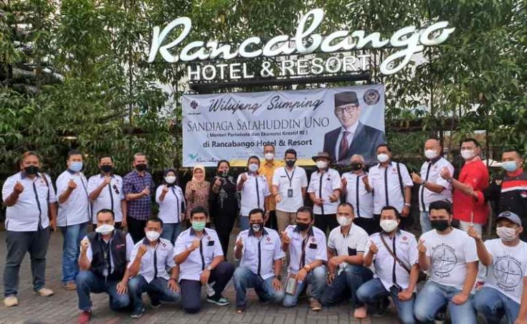 Pariwisata Dibuka