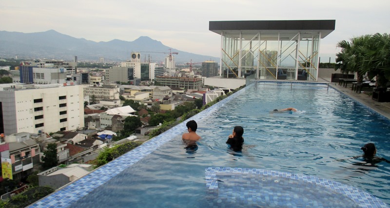 7 Tips Pilih Staycation di Hotel Sesuai Isi Kantong
