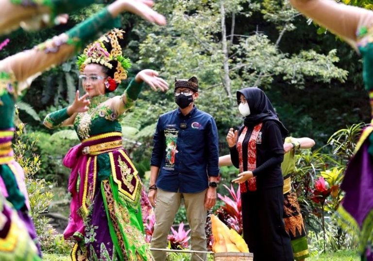 Wisata Ranupani Lumajang Kian Menarik Karena Tolet Bersih