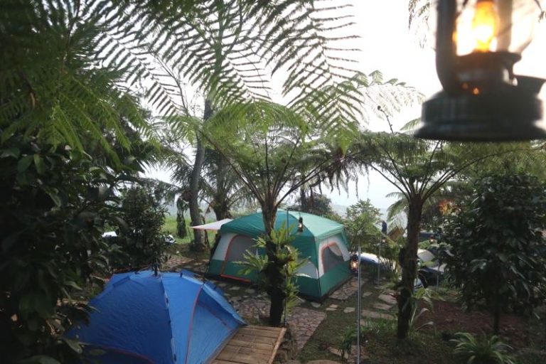 Camping di Lembah Pinus Bogor, Seperti ini Rasanya