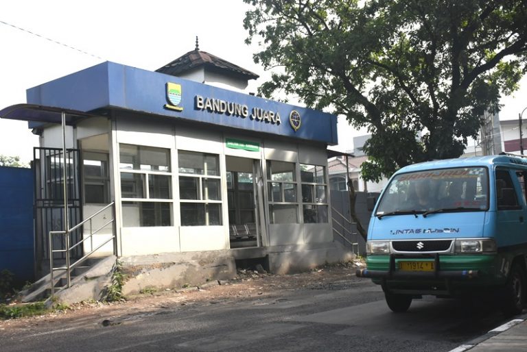 Bus Damri Bandung Bangkrut? Mulai Berhenti Operasi Hari Ini