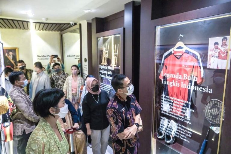 Sandiaga Uno Minta Ada Pembaharuan Kerjasama MURI