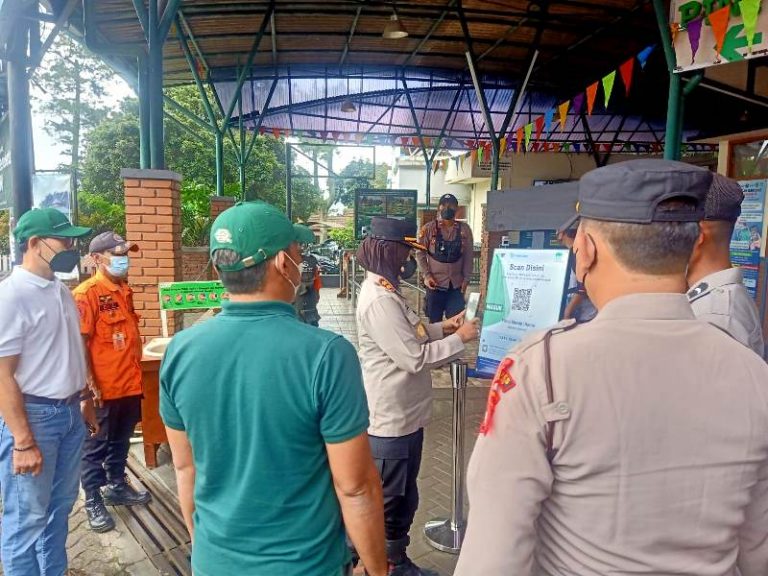 Foto: Tim Satgas Covid-19 Tinjau Pelaksanaan Prokes di Sari Ater