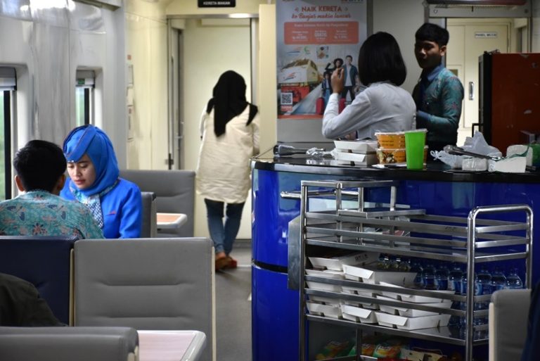 Selama Libur Nataru PT KAI Angkut 53 Ribu Penumpang Setiap Hari
