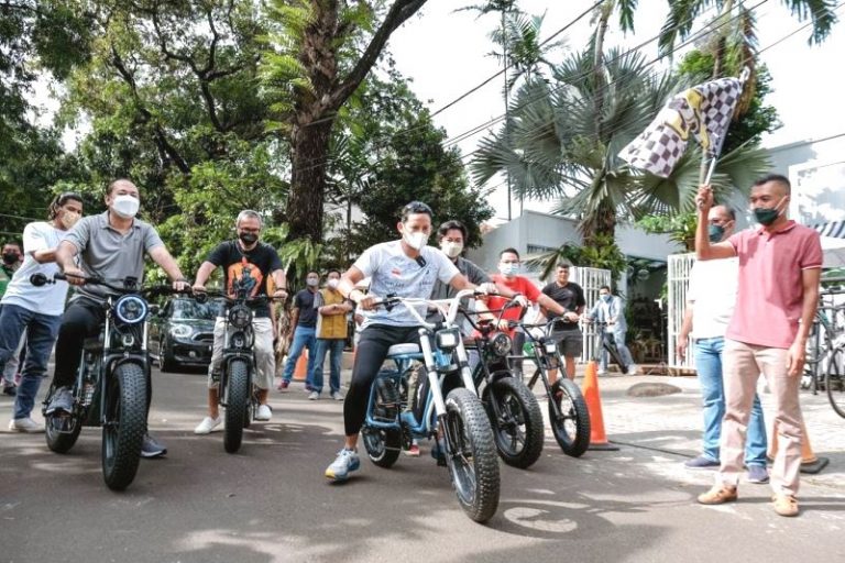 Sepeda Listrik ‘Made in’ Majalengka Dikampanyekan Sandiaga Uno