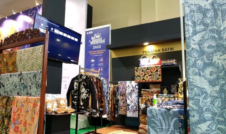Para Pengrajin Wastra dan Tenun, Hayu Bangkit dan Lebih Optimis
