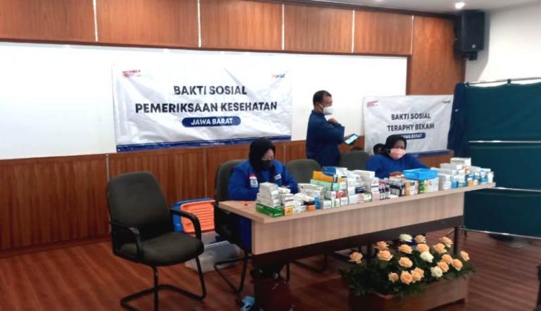 Sari Ater Menggelar Kegiatan Sosial Pengobatan Gratis