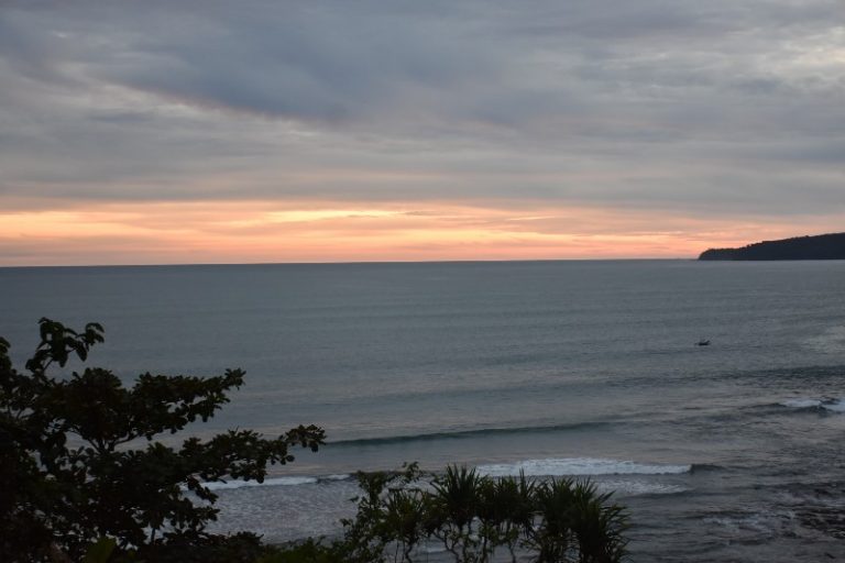 Pantai Karangnini, Pesona Lain Wisata Pangandaran Yang Wajib Dikunjungi, Ini Keindahannya