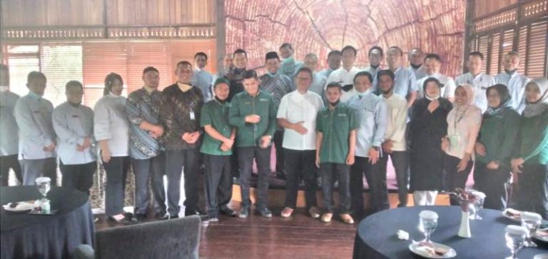 Sari Ater Berangkatkan Karyawan Umrah, Ada Yang Mandiri Lho