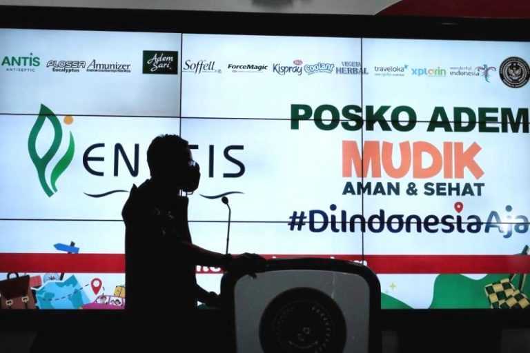 Sandiaga Minta Warga Jangan Gunakan Transportasi Ilegal, Ini Alasannya