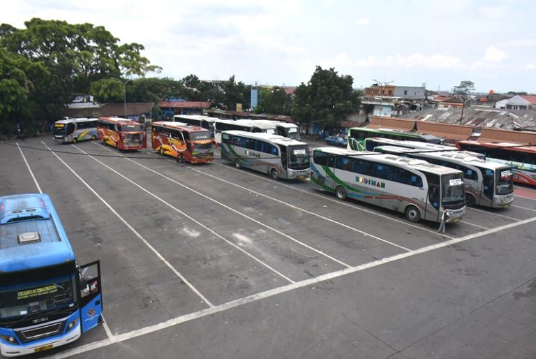 Pemudik Dari Terminal Cicaheum Bandung Masih Sepi, Begini Kondisinya