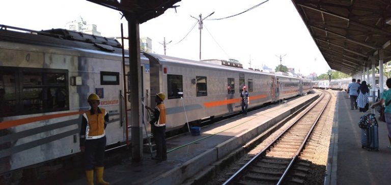 Kereta Api Merak Siap Angkut 5.600 Penumpang per Hari di Arus Balik