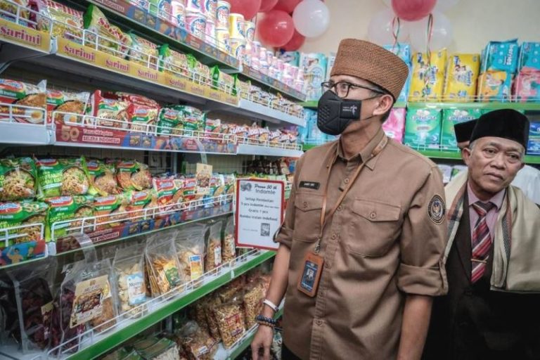 Pembangunan STEBI Al-Rosyid Bojonegoro Diresmikan, Sandiaga Beri Kuliah Umum