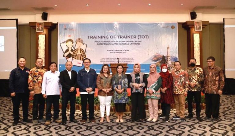 Kementerian Pariwisata Gelar ToT untuk Pelaku Usaha Sektor Pariwisata di 6 Lokasi Ini