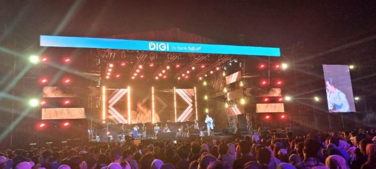 DIGI Playlist Love Festival, Disambut Antusias Penonton di Lapangan Secapa