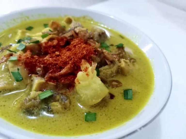 Ngabuburit Sambil Berburu 5 Kuliner Khas Cirebon, Apa Saja?