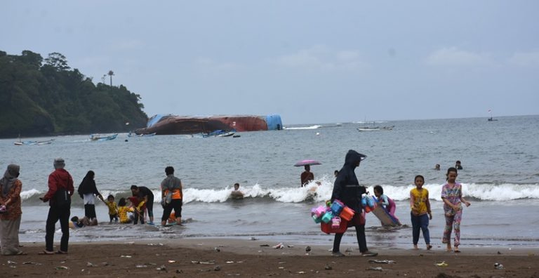 Hingga H+3 Lebaran 2023, Sudah 300 Ribu Wisatawan Kunjungi Pangandaran