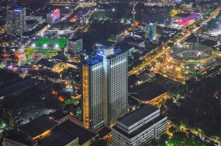 Hotel Sekitar GBK Tempat Konser Coldplay 98 Persen Penuh