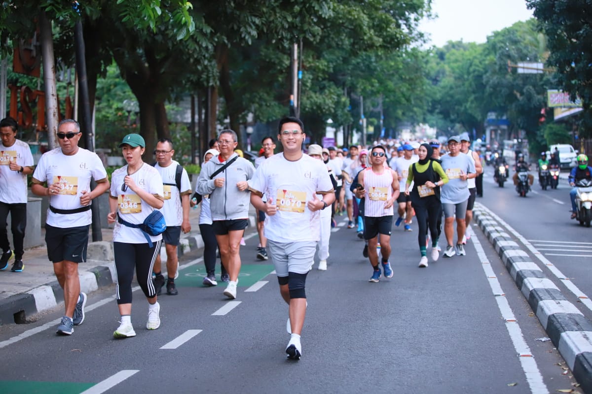 400 Lebih Pelari Ikuti eL-Run 2023 di Bandung, Ini Kata Sandiaga Uno