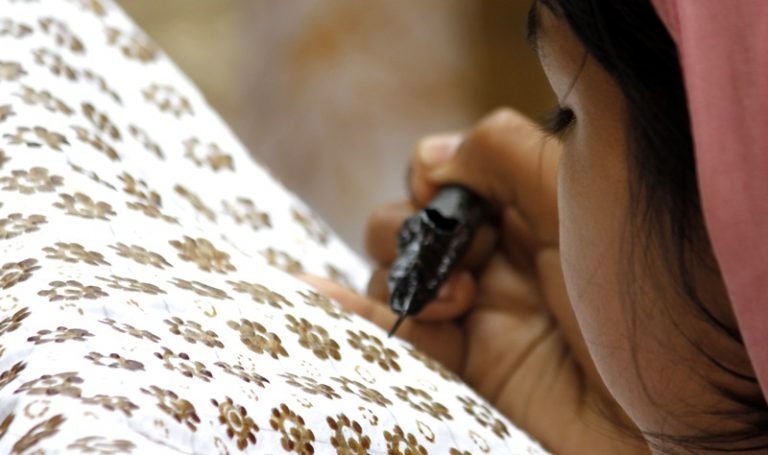 Gelar Batik Nusantara, Bakal Tampilkan Batik Complongan Indramayu