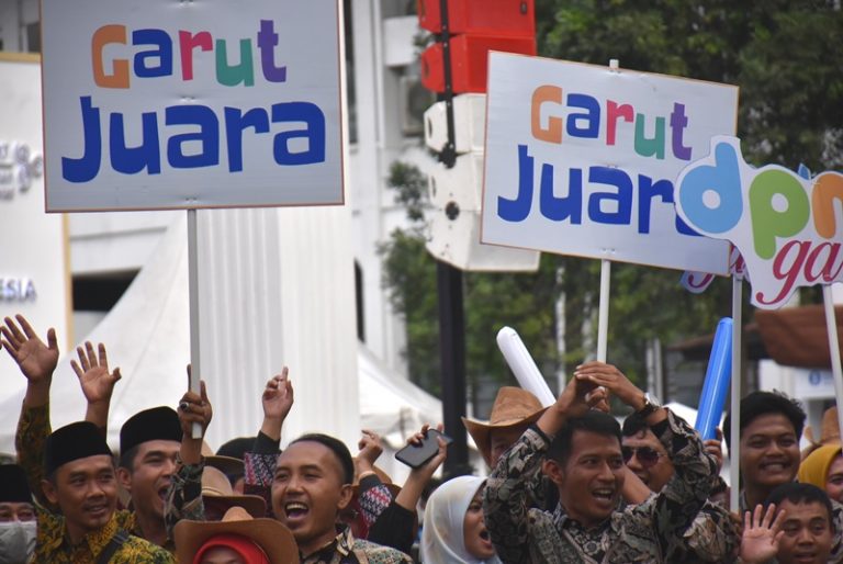 Garut Hebohkan Karnaval KKJ-PKJB 2023, Begini Respon Ridwan Kamil