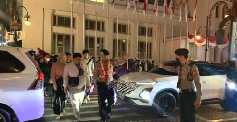 Ditpamobvit Gelar Patroli Simo, Kedepankan Dialogis ke Pengunjung Objek Wisata