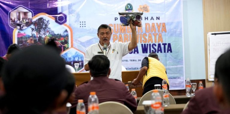 Memaksimalkan Potensi Wisata Jawa Barat, Disparbud Gelar Pelatihan Ini