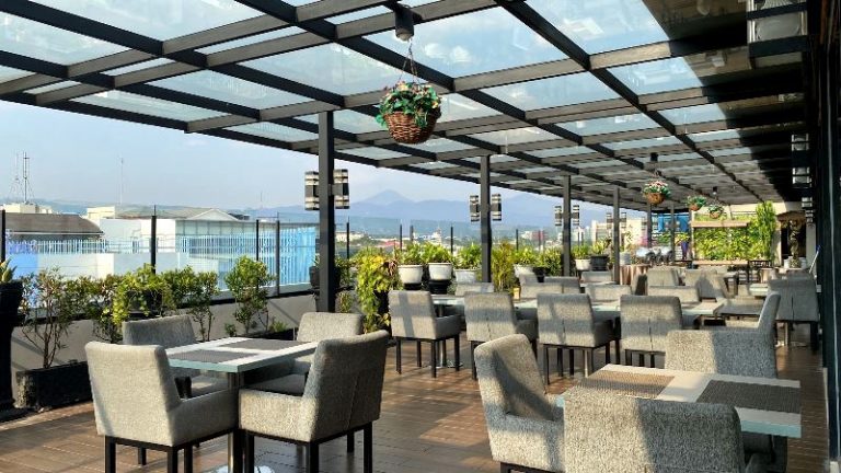 Atlantic City Hotel Bandung Gelar Kompetisi Karaoke, Mau Ikut?