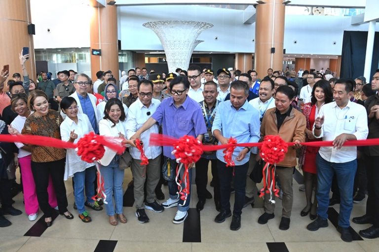 Menhub Budi Ajak Pengelola Hotel dan Wisata Bergerak untuk Kertajati