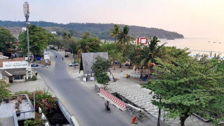 Pantai Barat Pangandaran, Eksotisme dan Kenyamanan Wisata