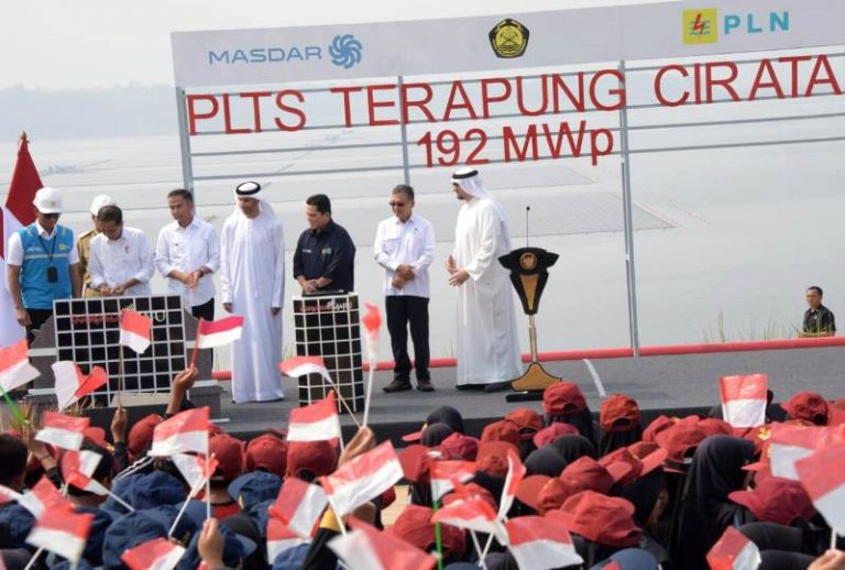 PLTS Terapung Cirata Resmi Beroperasi, Presiden Minta Dimaksimalkan