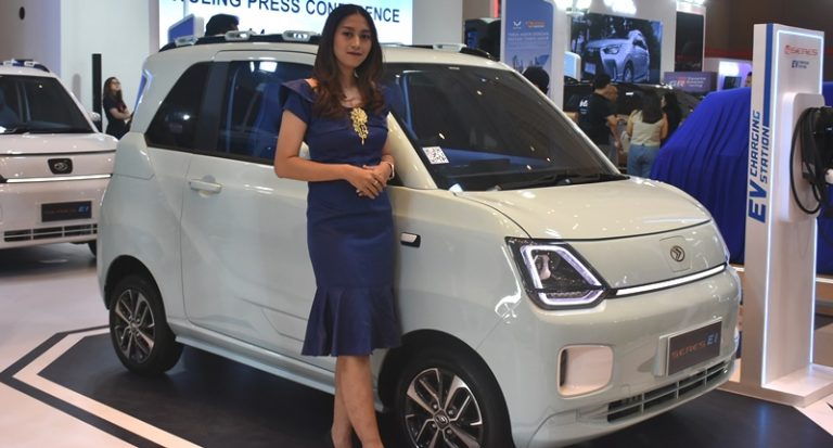 PT Sokonindo Automobile Pamerkan Mobil Listrik Seres E1, Ini Keunggulannya