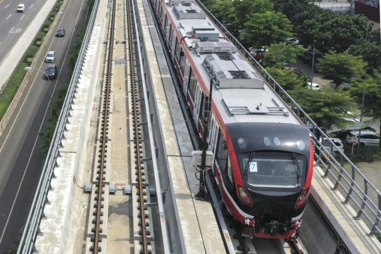 Sejak Diresmikan Agustus, LRT Jabodebek Berhasil Angkut 4,5 Juta Penumpang