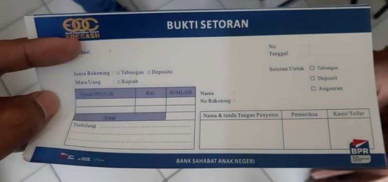 Nasabah BPR EDCCASH