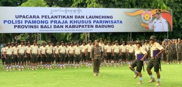 Satpol PP Pariwisata Mulai Bekerja, Dilengkapi Anjing Kintamani