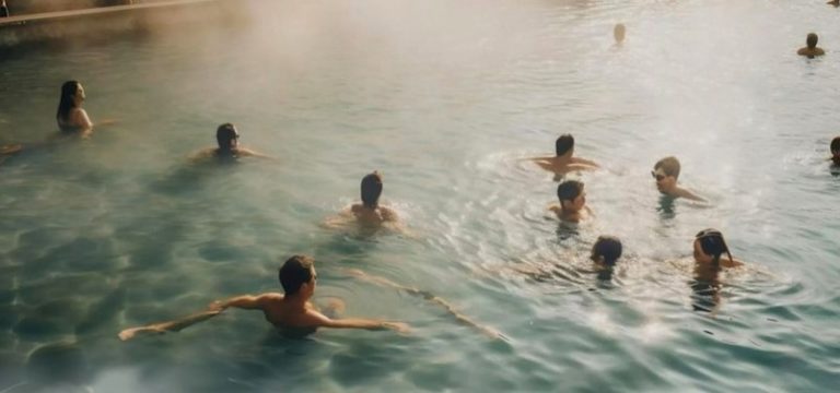 Mencoba Sensasi Pemandaian Air Panas Nimo Jungle Hotspring Ciwidey, Baru Buka Lho