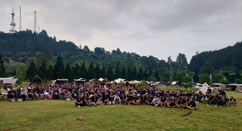 Indonesia Naturhike Community Rayakan HUT Ke-2 di Sari Ater Campervan Park