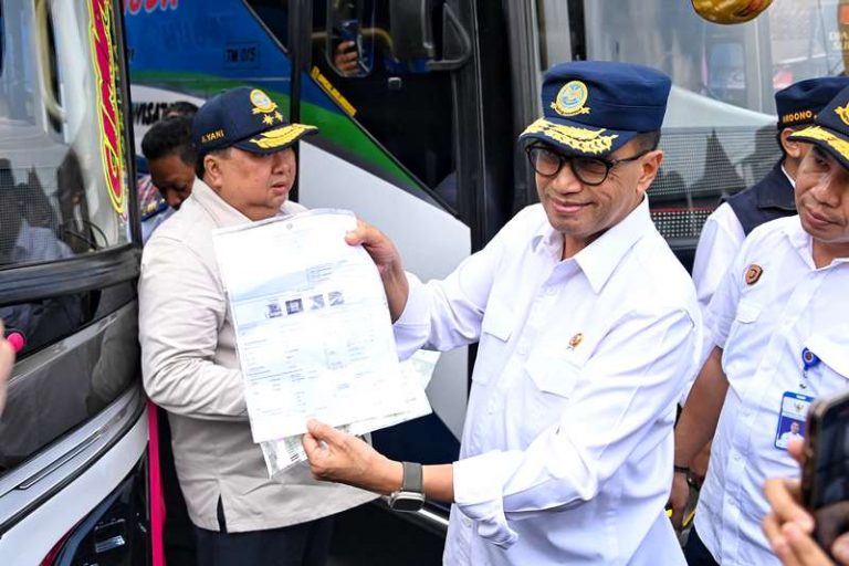 Bunyikan Klakson Telolet Bus Pariwisata Dikenakan Sanksi Tilang dan Denda 500 Ribu