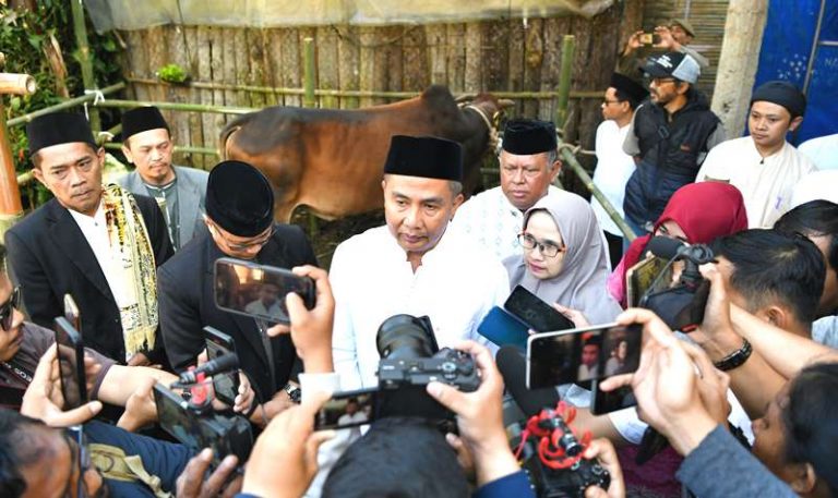Pj Bey Sebut Ironi, Pariwisata Lembang Ramai tapi “Gak Netes” ke Jayagiri