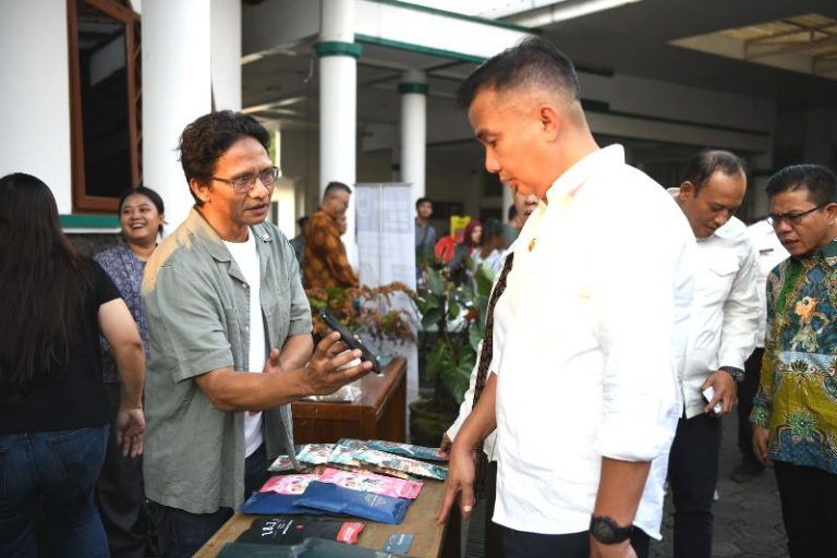 Bey Machmudin Terus Dorong Peningkatan Volume Ekspor Kopi dan Kakao Jawa Barat