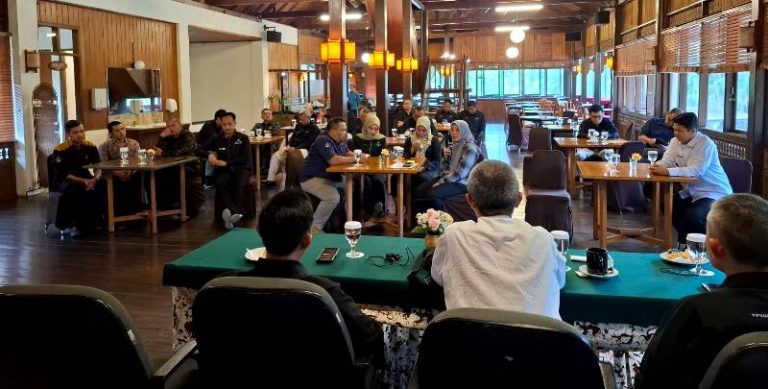 Sari Ater Kembali Berangkatkan Karyawan untuk Mengikuti Ibadah Umrah