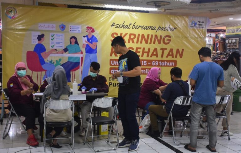 Ratusan Pedagang Pasar Baru Ikuti Kegiatan Cek Kesehatan Gratis, Ini Manfaatnya