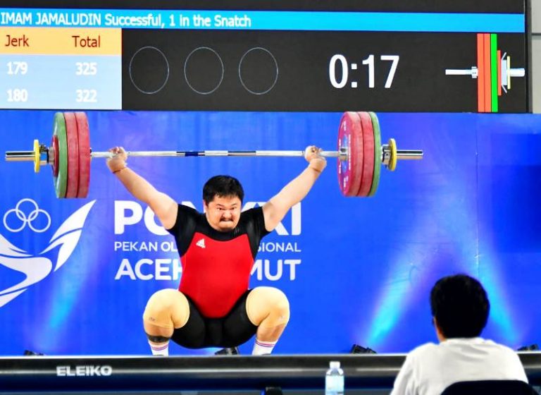 Imam Jamaludin Sumbangkan Emas di PON XXI 2024, Dapat Kadeudeuh Dari Gubernur