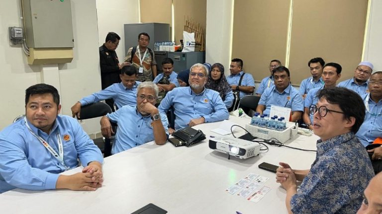 Pengusaha Kelantan Darulnaim Malaysia Tertarik Mempelajari Pengelolaan Pasar Baru Trade Center Bandung