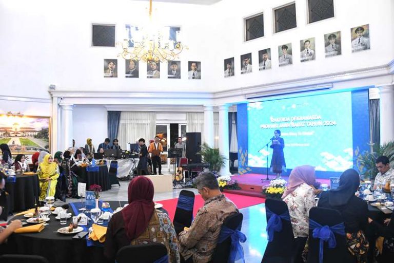 Lewat Event Pesona Wastra Jabar 2024, Amanda Ingin UMKM dan Industri Fesyen Lebih Maju