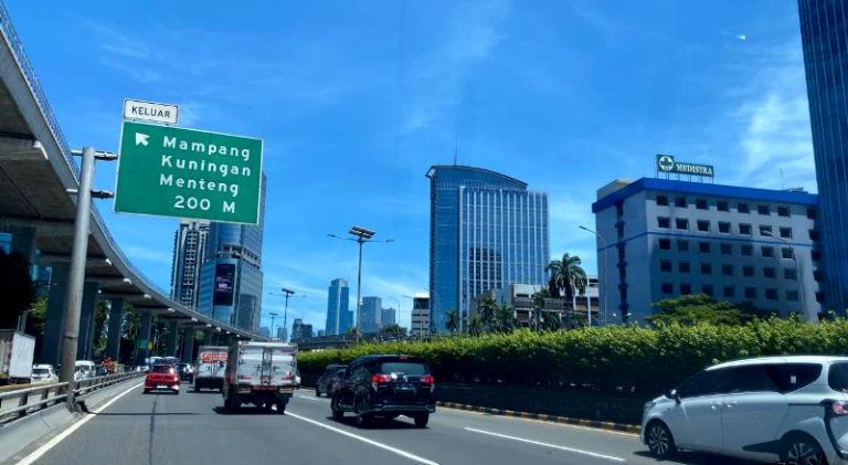 Pemda DKI Siapkan Moda Transportasi Umum untuk Siaga Malam Tahun Baru 2025