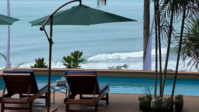 Sari Ater Beach Karang Nini Pangandaran Hadirkan Kolam Renang, Langsung Menghadap Pantai