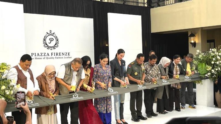 Piazza Firenze Garut, Tidak Saja Jadi Destinasi Wisata Baru, Tapi Pusat Produk Kulit Berkualitas