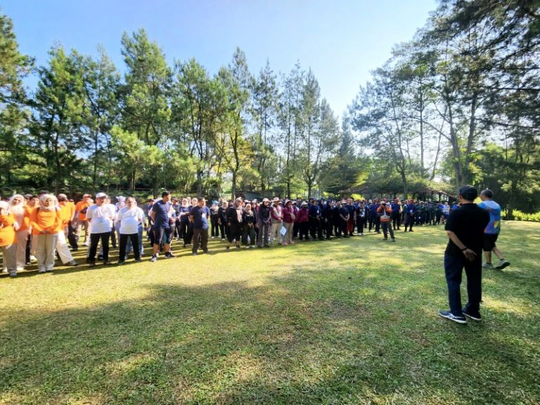 Karyawan Sari Ater Springs Ciater Gelar Cross Country, Semarakkan HUT ke-51