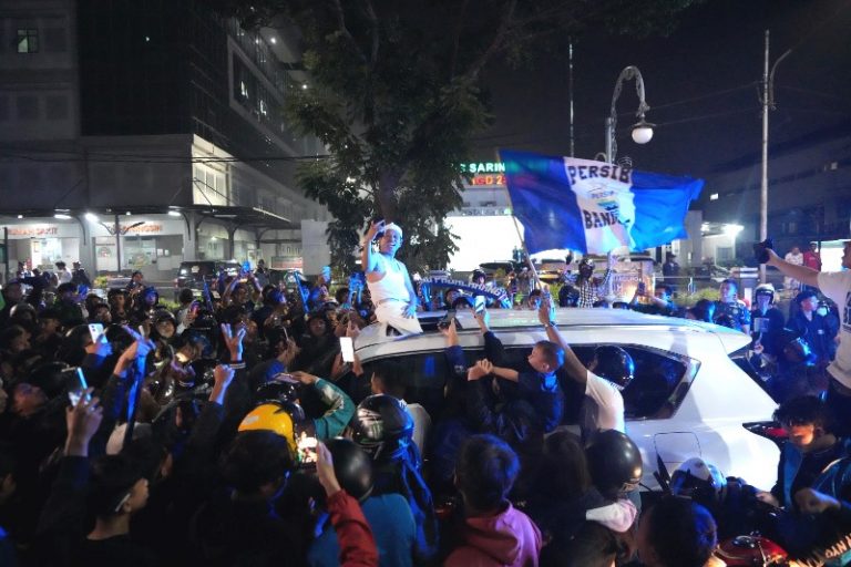Wagub Erwan, Mari Kira Rayakan Persib Juara Sewajarnya, Bobotoh Jaga Kondusivitas